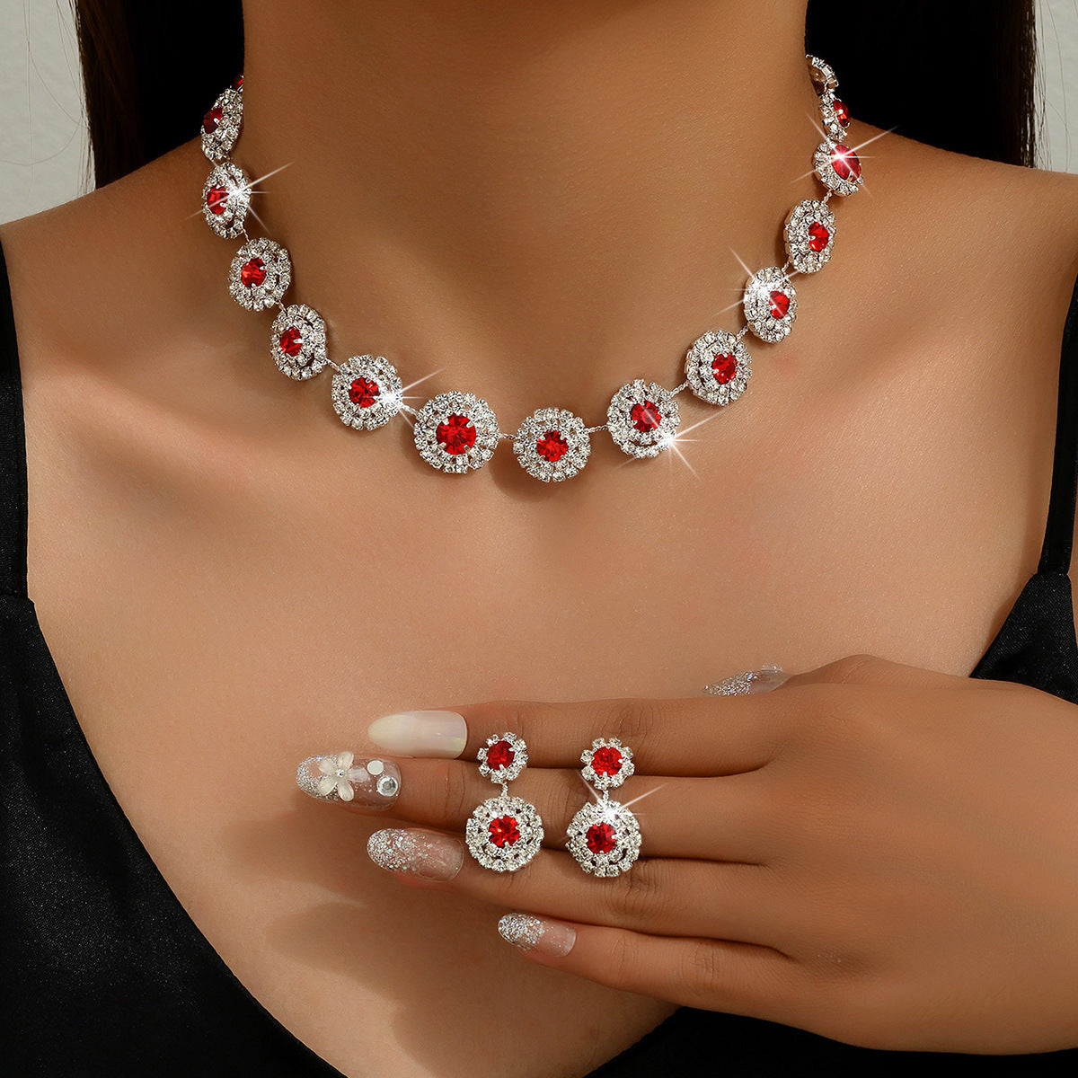 Popular Luxury Round Rhinestone Quartz Necklace And Earring Suit