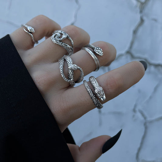 European And American Cold Wind Snake Retro Ring