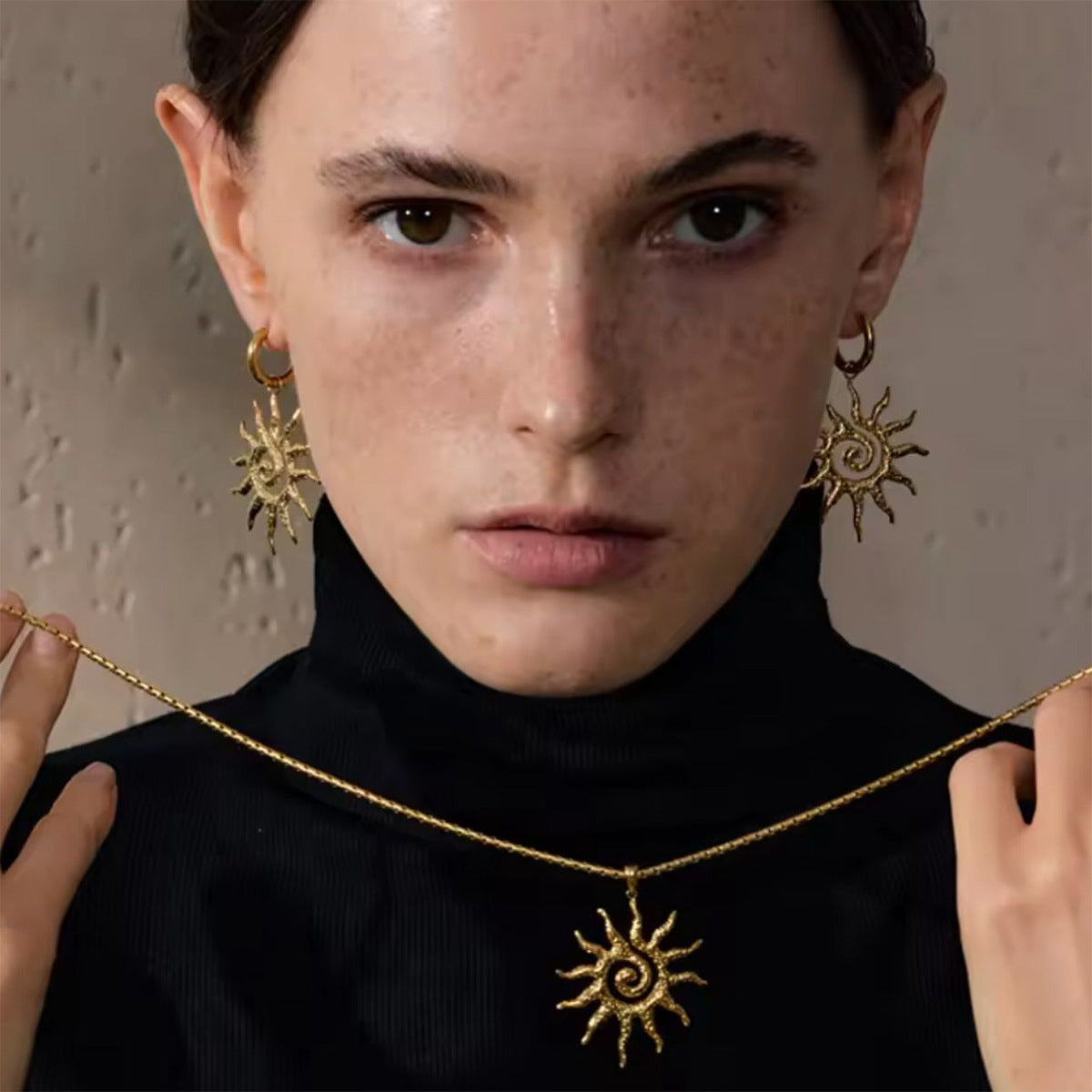 Gold Sun Necklace Hollow Pendant Earrings